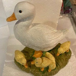 Beatrix Potter Jermima Puddle-duck with Chicks Figurine, 1999